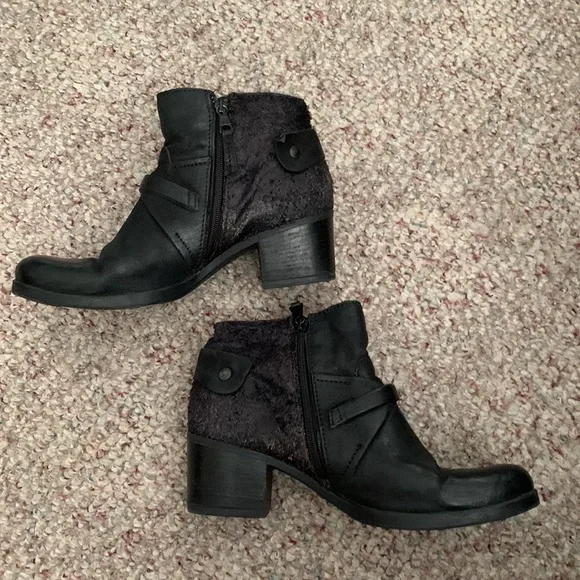 MJUS boots - Picture 2 of 10